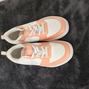 Kids shoes